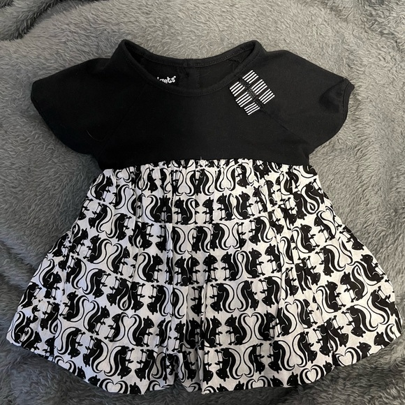 Kidgets 12m Skunk Print Casual Dress - Picture 1 of 6